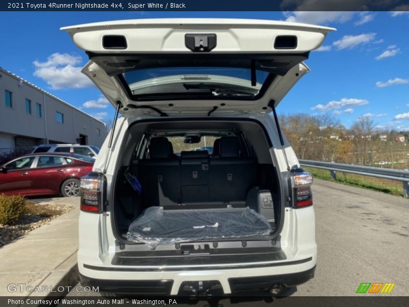 Super White / Black 2021 Toyota 4Runner Nightshade 4x4