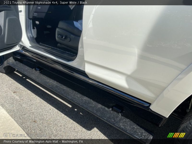 Super White / Black 2021 Toyota 4Runner Nightshade 4x4