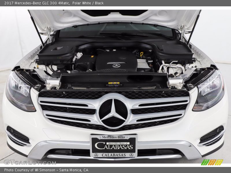 Polar White / Black 2017 Mercedes-Benz GLC 300 4Matic