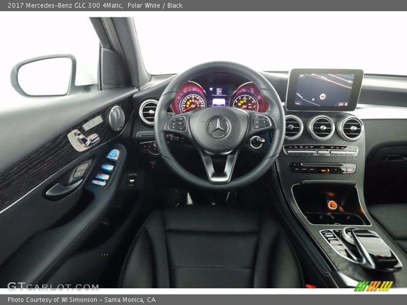 Polar White / Black 2017 Mercedes-Benz GLC 300 4Matic