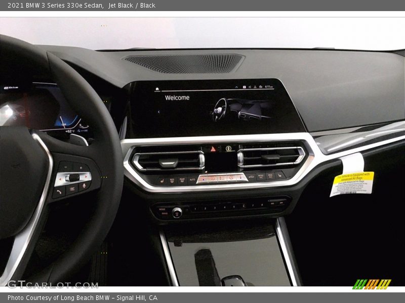 Jet Black / Black 2021 BMW 3 Series 330e Sedan