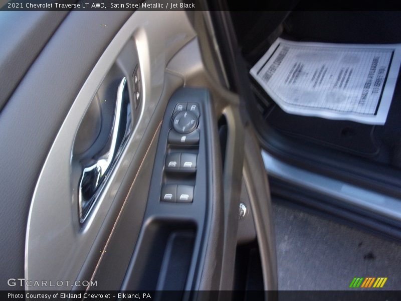 Satin Steel Metallic / Jet Black 2021 Chevrolet Traverse LT AWD