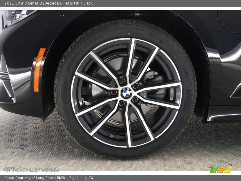 Jet Black / Black 2021 BMW 3 Series 330e Sedan