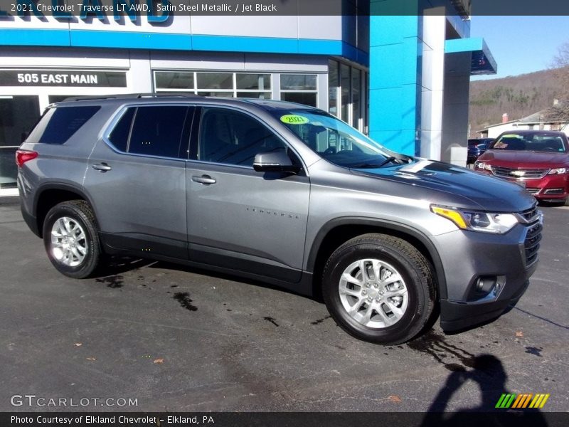 Satin Steel Metallic / Jet Black 2021 Chevrolet Traverse LT AWD