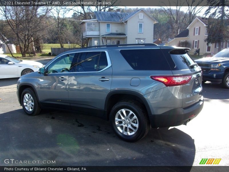 Satin Steel Metallic / Jet Black 2021 Chevrolet Traverse LT AWD