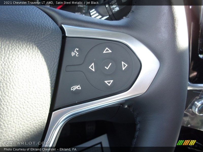Satin Steel Metallic / Jet Black 2021 Chevrolet Traverse LT AWD