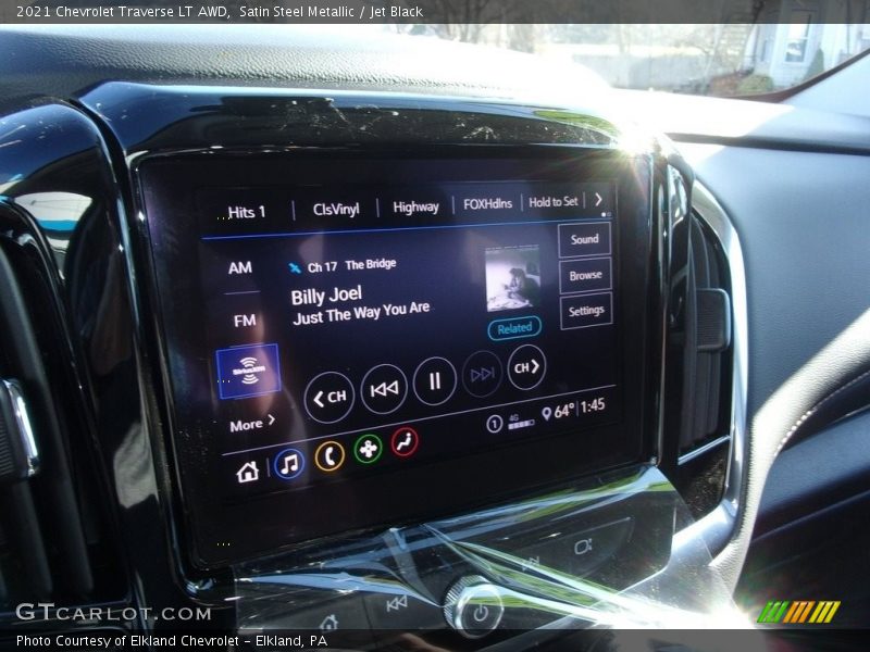 Satin Steel Metallic / Jet Black 2021 Chevrolet Traverse LT AWD