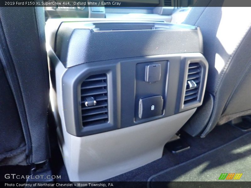 Oxford White / Earth Gray 2019 Ford F150 XL SuperCrew 4x4