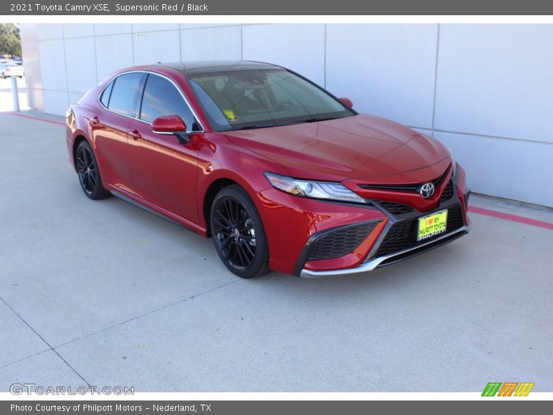 Supersonic Red / Black 2021 Toyota Camry XSE