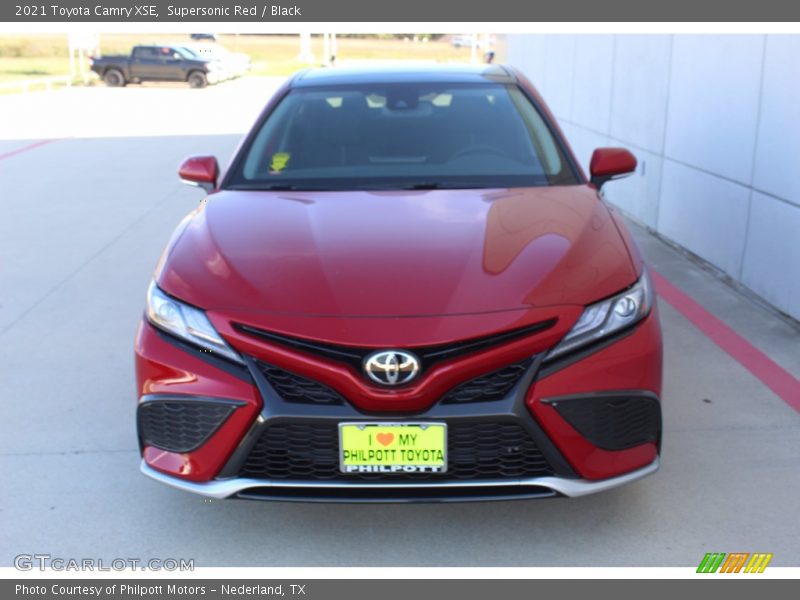 Supersonic Red / Black 2021 Toyota Camry XSE