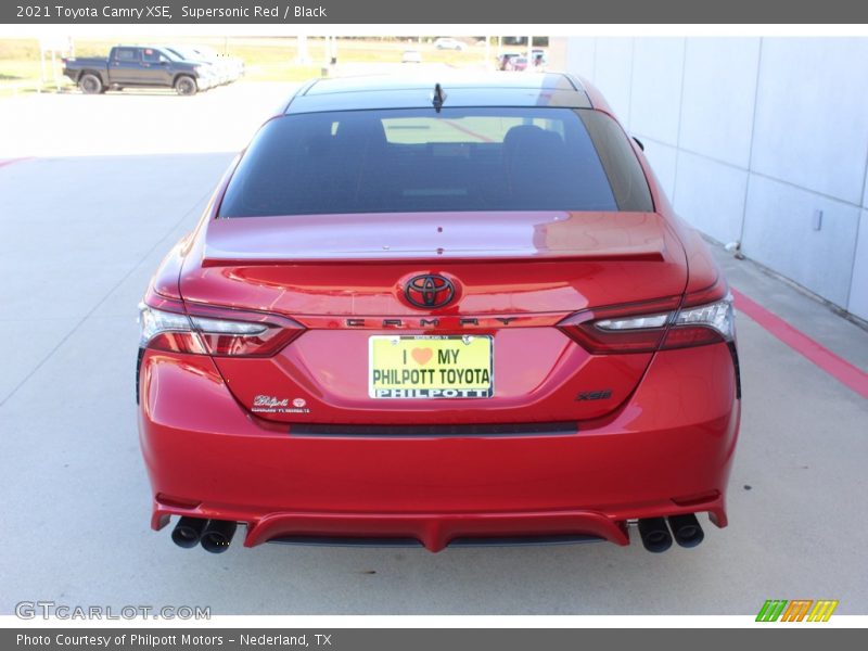 Supersonic Red / Black 2021 Toyota Camry XSE