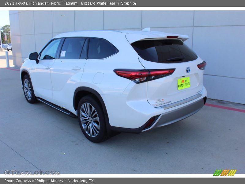 Blizzard White Pearl / Graphite 2021 Toyota Highlander Hybrid Platinum
