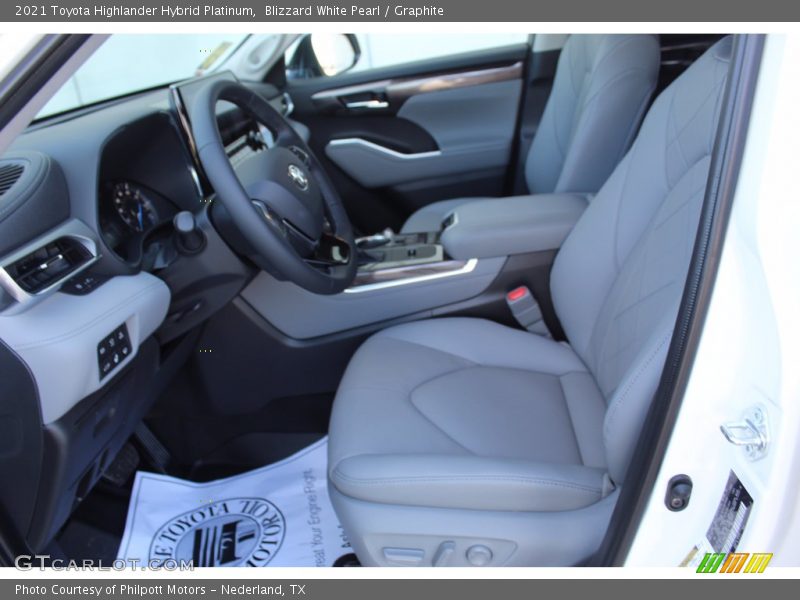 Blizzard White Pearl / Graphite 2021 Toyota Highlander Hybrid Platinum