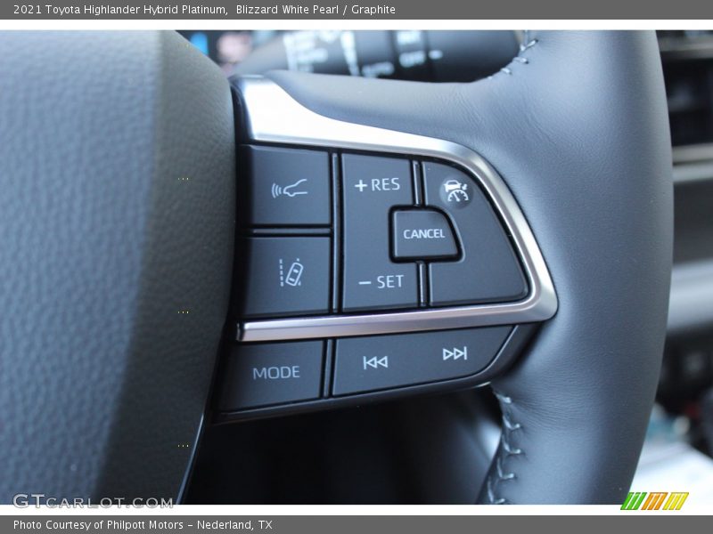 Blizzard White Pearl / Graphite 2021 Toyota Highlander Hybrid Platinum
