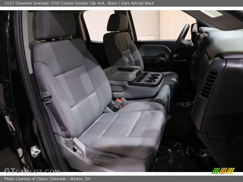 Black / Dark Ash/Jet Black 2017 Chevrolet Silverado 1500 Custom Double Cab 4x4