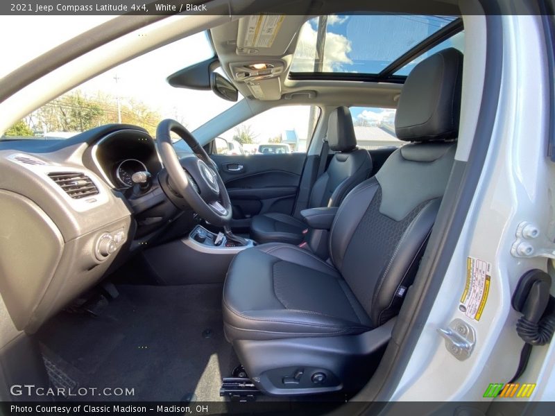 White / Black 2021 Jeep Compass Latitude 4x4