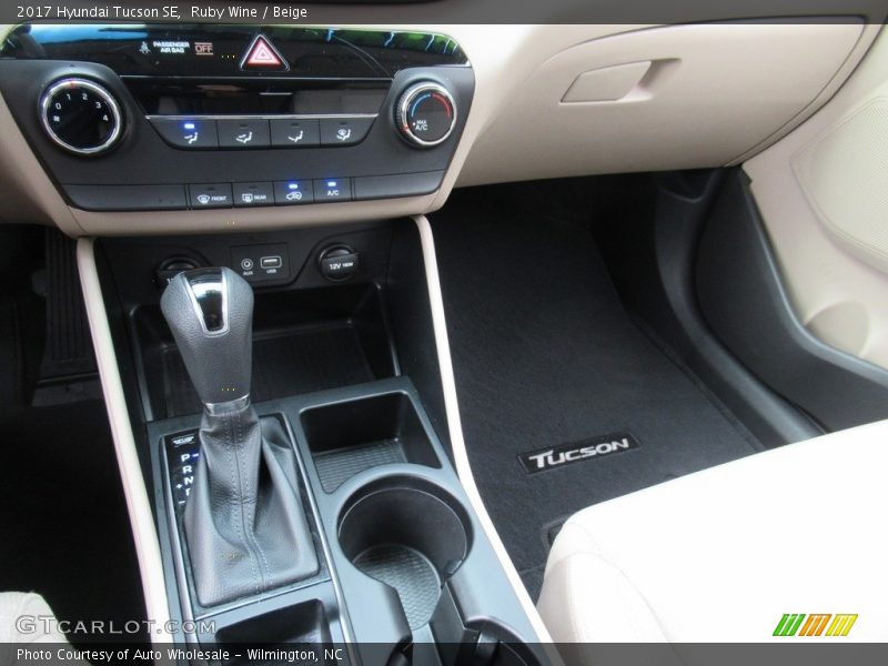 Ruby Wine / Beige 2017 Hyundai Tucson SE