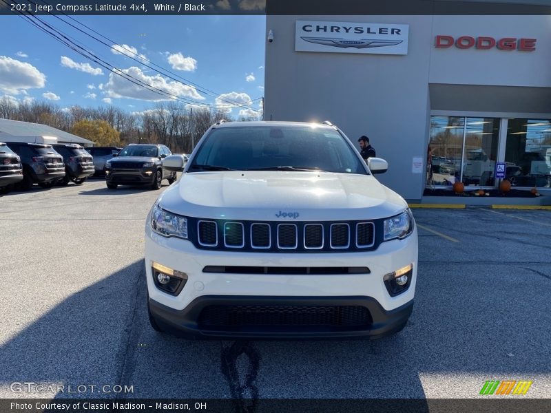 White / Black 2021 Jeep Compass Latitude 4x4