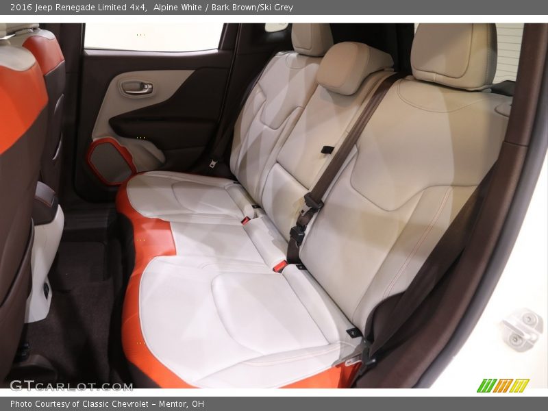 Alpine White / Bark Brown/Ski Grey 2016 Jeep Renegade Limited 4x4