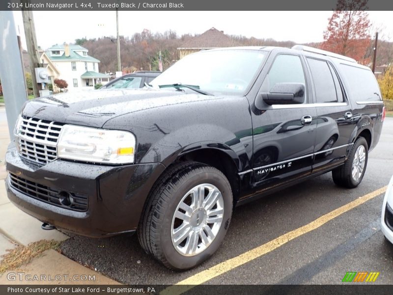 Tuxedo Black / Charcoal Black 2014 Lincoln Navigator L 4x4