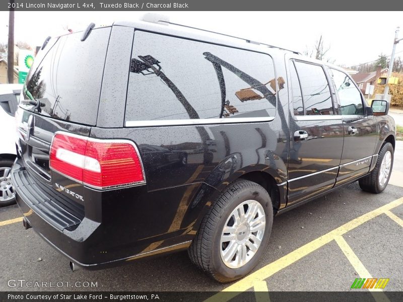 Tuxedo Black / Charcoal Black 2014 Lincoln Navigator L 4x4