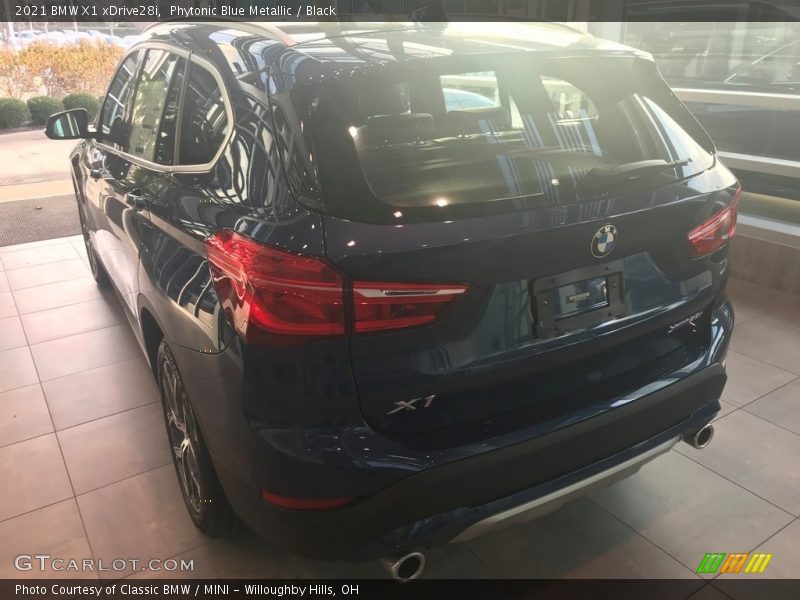 Phytonic Blue Metallic / Black 2021 BMW X1 xDrive28i
