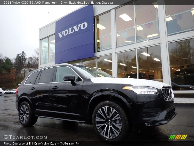 Onyx Black Metallic / Blonde/Charcoal 2021 Volvo XC90 T6 AWD Momentum