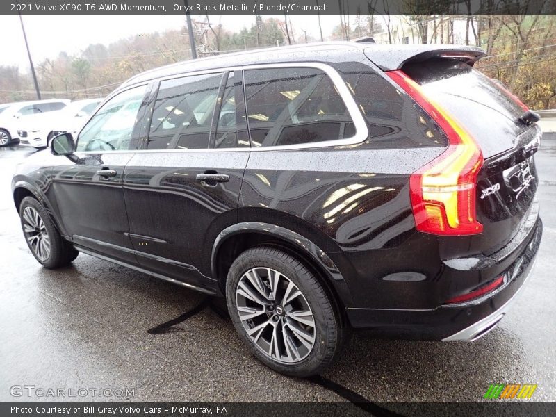 Onyx Black Metallic / Blonde/Charcoal 2021 Volvo XC90 T6 AWD Momentum