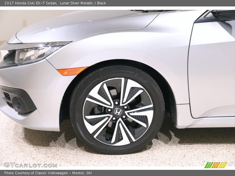 Lunar Silver Metallic / Black 2017 Honda Civic EX-T Sedan