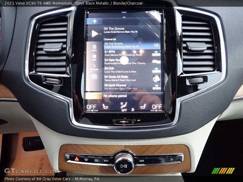 Onyx Black Metallic / Blonde/Charcoal 2021 Volvo XC90 T6 AWD Momentum