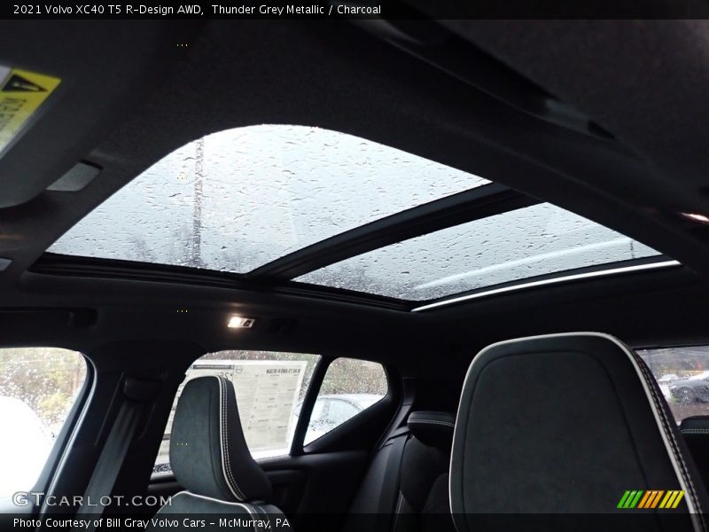 Sunroof of 2021 XC40 T5 R-Design AWD