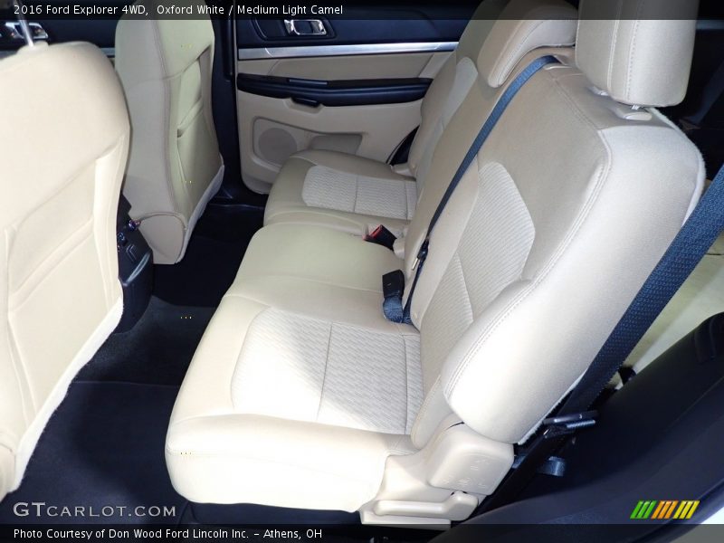 Oxford White / Medium Light Camel 2016 Ford Explorer 4WD