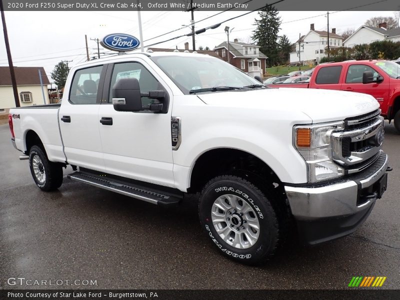 Oxford White / Medium Earth Gray 2020 Ford F250 Super Duty XL Crew Cab 4x4
