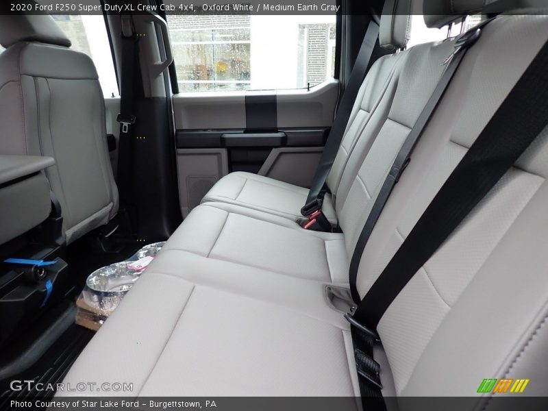 Oxford White / Medium Earth Gray 2020 Ford F250 Super Duty XL Crew Cab 4x4
