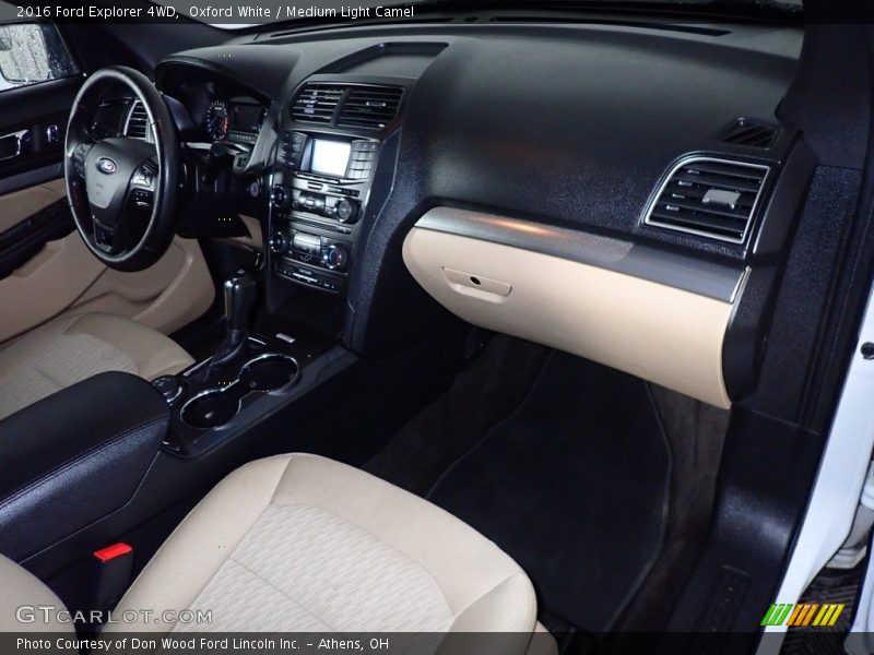 Oxford White / Medium Light Camel 2016 Ford Explorer 4WD