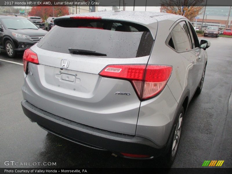 Lunar Silver Metallic / Gray 2017 Honda HR-V EX AWD