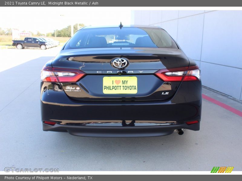 Midnight Black Metallic / Ash 2021 Toyota Camry LE