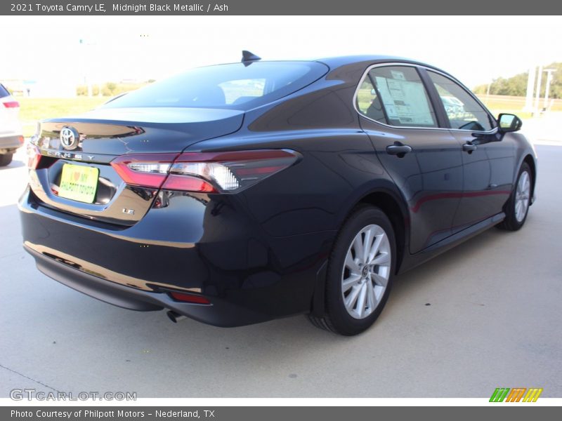 Midnight Black Metallic / Ash 2021 Toyota Camry LE