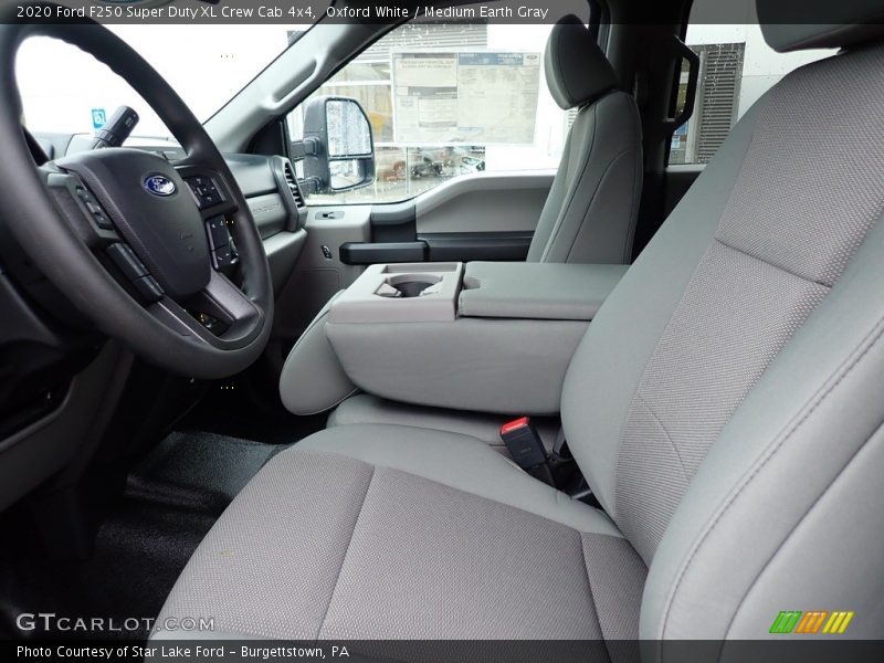 Oxford White / Medium Earth Gray 2020 Ford F250 Super Duty XL Crew Cab 4x4