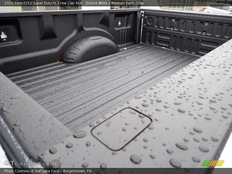 Oxford White / Medium Earth Gray 2020 Ford F250 Super Duty XL Crew Cab 4x4