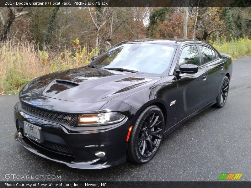 Pitch-Black / Black 2017 Dodge Charger R/T Scat Pack