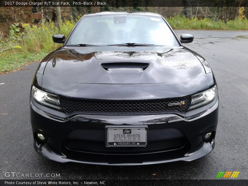 Pitch-Black / Black 2017 Dodge Charger R/T Scat Pack