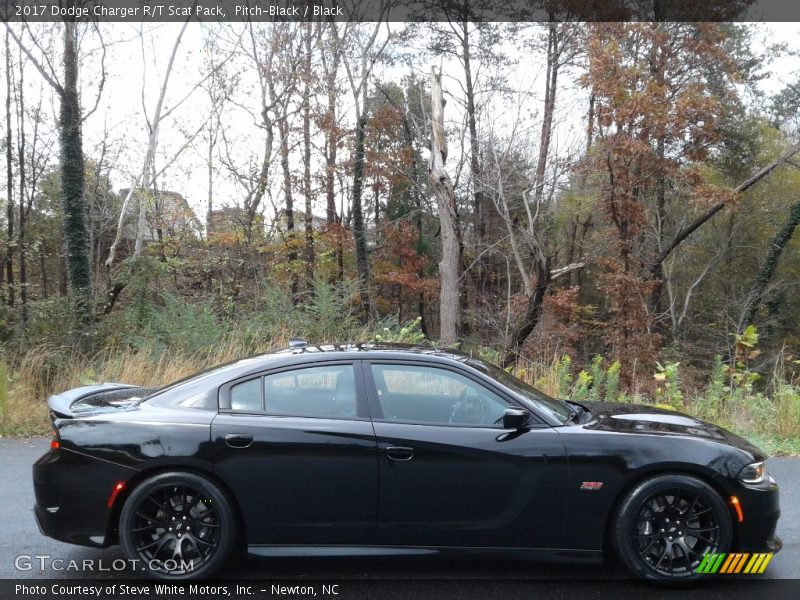 Pitch-Black / Black 2017 Dodge Charger R/T Scat Pack