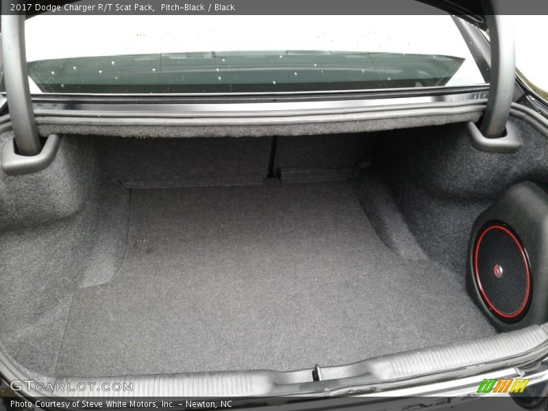 Pitch-Black / Black 2017 Dodge Charger R/T Scat Pack