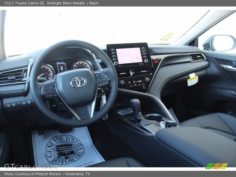 Midnight Black Metallic / Black 2021 Toyota Camry SE