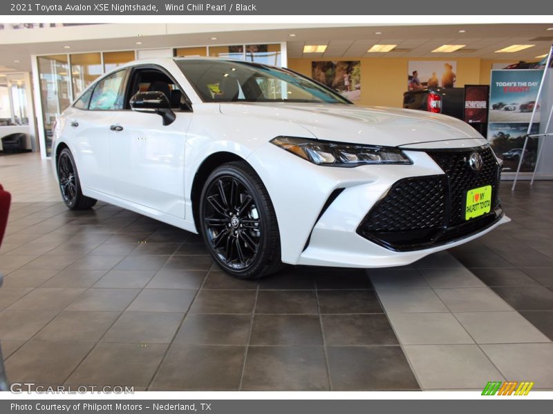 Wind Chill Pearl / Black 2021 Toyota Avalon XSE Nightshade