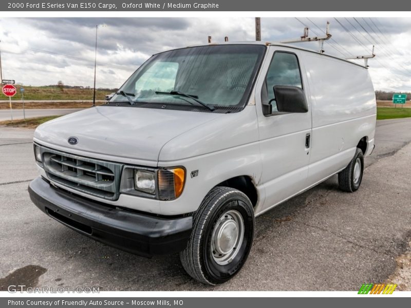 Oxford White / Medium Graphite 2000 Ford E Series Van E150 Cargo