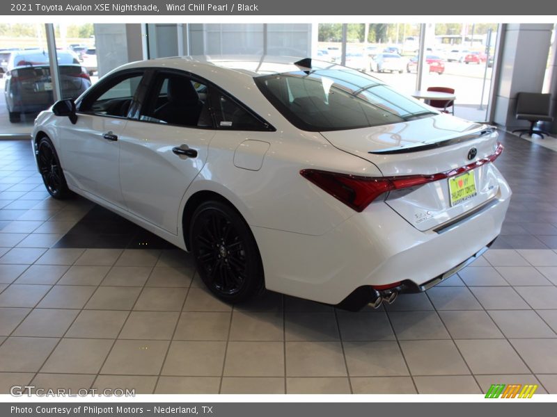 Wind Chill Pearl / Black 2021 Toyota Avalon XSE Nightshade