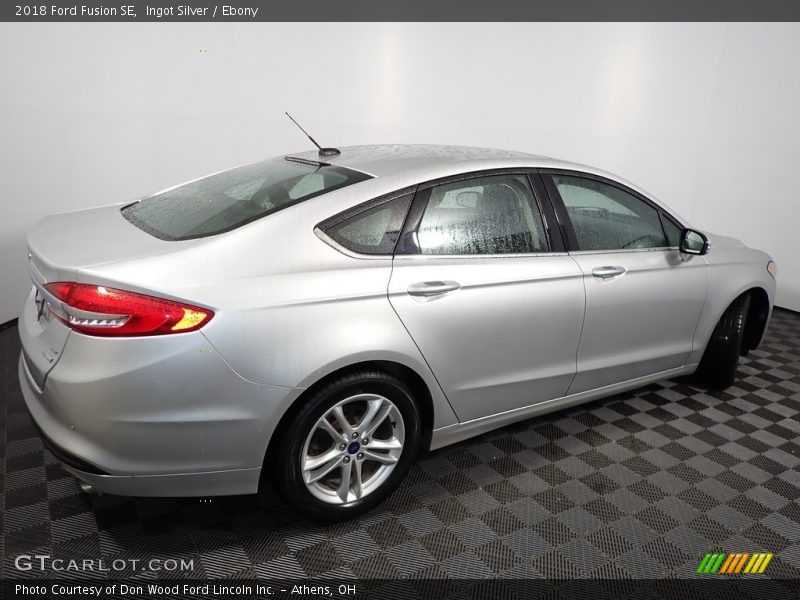 Ingot Silver / Ebony 2018 Ford Fusion SE