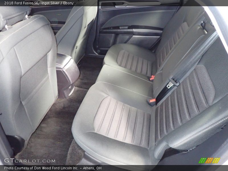 Ingot Silver / Ebony 2018 Ford Fusion SE